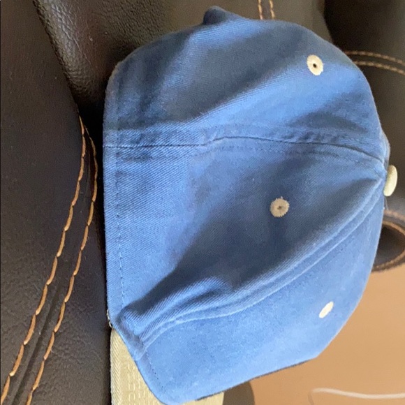 Neff hat - Picture 2 of 5